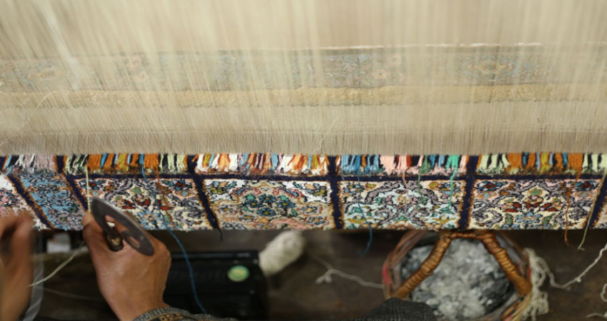 بررسی پرز فرش